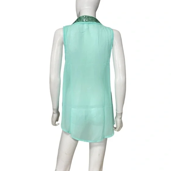 Women’s Sleeveless Mint Sequins Button Top
New - Picture 5 of 7